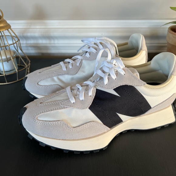 🚫SOLD🚫 Sz 10 New Balance 327 - Picture 7 of 8